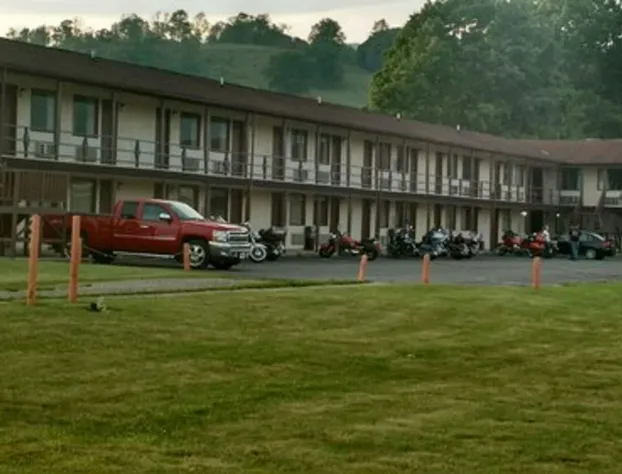 Marlinton Motor Inn hotel detail image 2