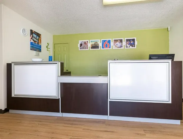 Motel 6 New Iberia, LA hotel detail image 3