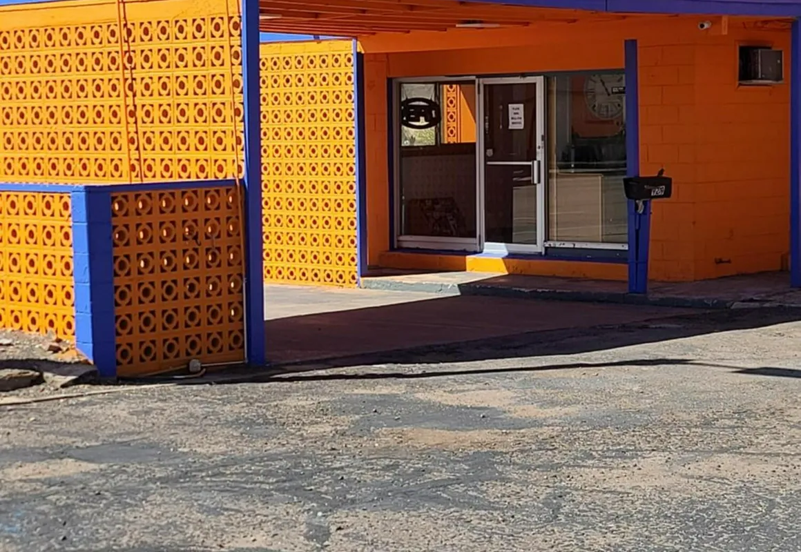 Sunset Motel hotel hero