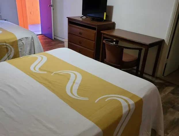 Sunset Motel hotel detail image 3