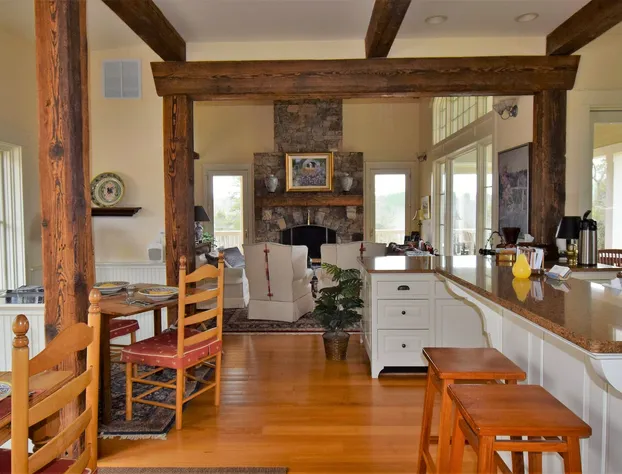 Cedar Spring Inn & Spa hotel detail image 2