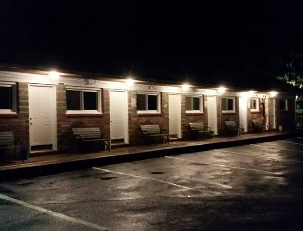 Paradise Resort and Cabins hotel detail image 2