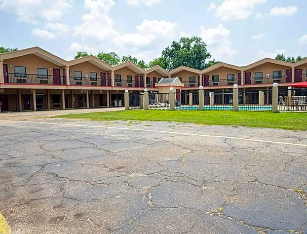 OYO Hotel Opp AL, Floral Hwy hotel detail image 1