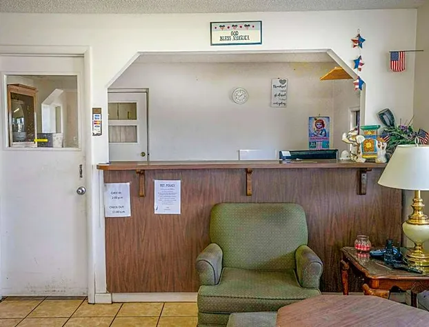 OYO Hotel Opp AL, Floral Hwy hotel detail image 4