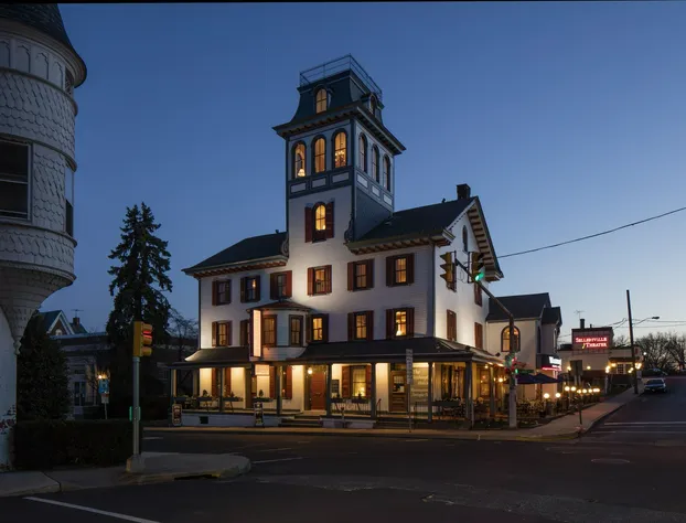 Washington House Hotel hotel detail image 1