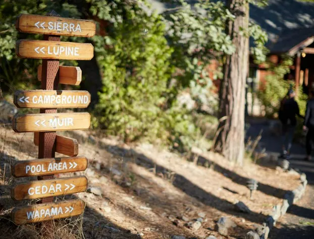 Evergreen Lodge Yosemite hotel detail image 3