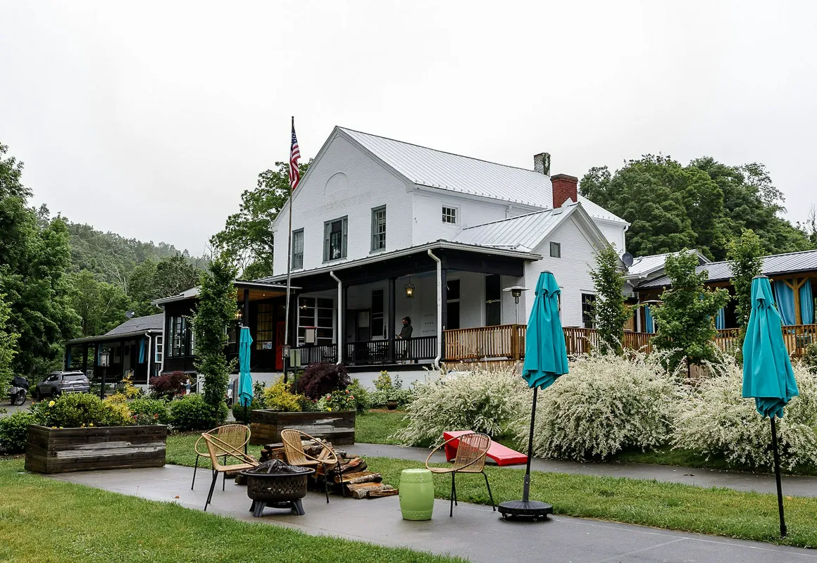 The Inn At Warm Springs hotel hero