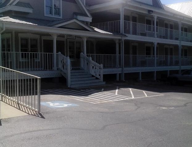 Candlelight Inn hotel detail image 1