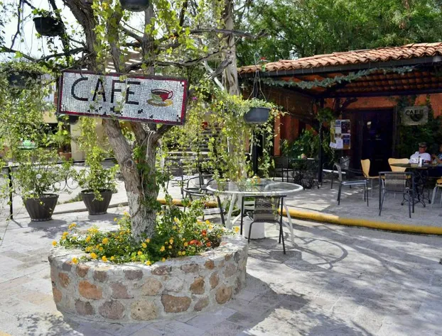 Rancho Los Labradores hotel detail image 1