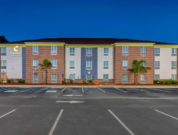 Comfort Inn & Suites hotel detail image 3