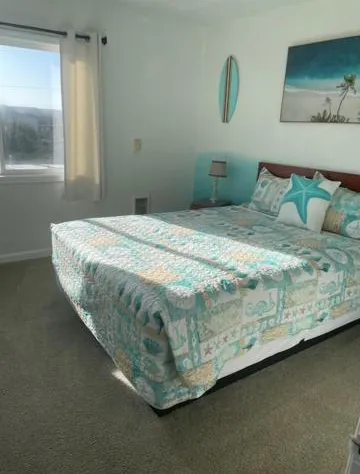 Newport Bay Motel hotel detail image 3