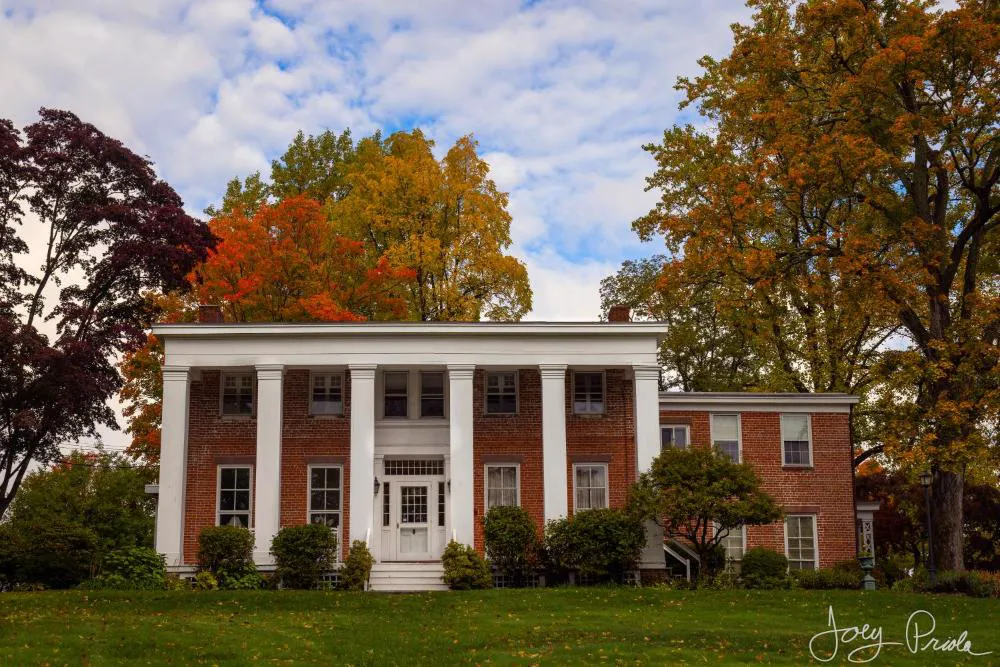 Cromwell Manor Inn hotel hero