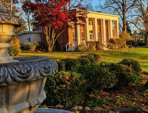 Cromwell Manor Inn hotel detail image 3