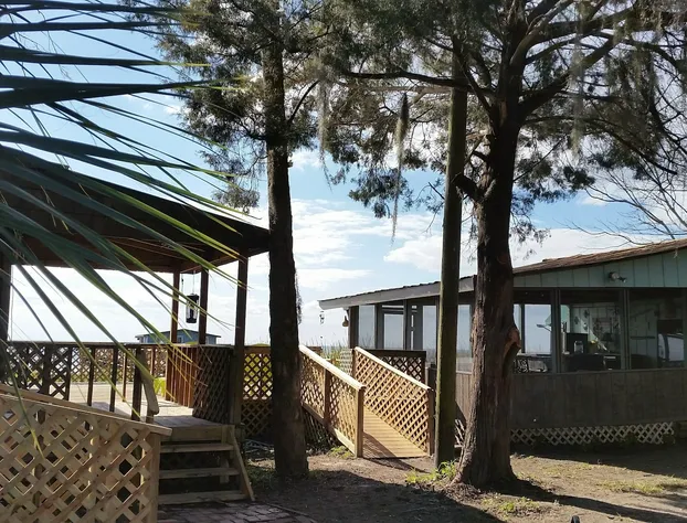 The Lodge at Runaway Bay hotel detail image 3