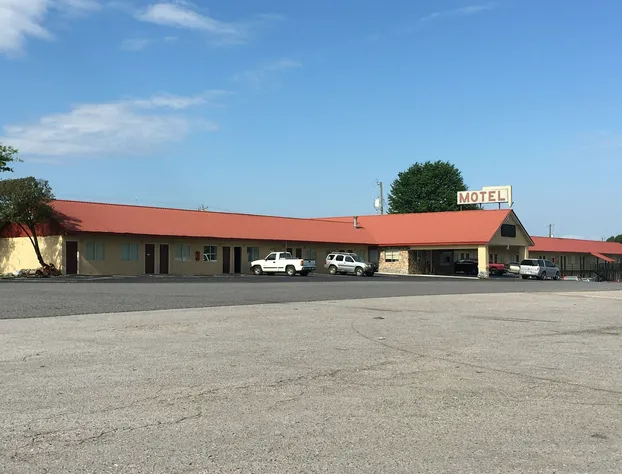 McCaig Motel hotel detail image 2