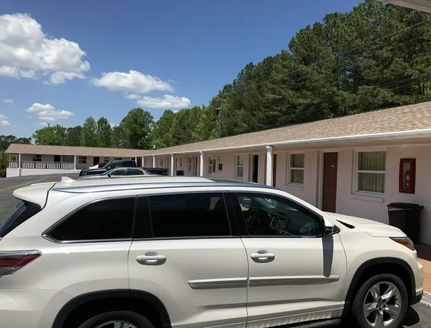 Budget Inn hotel detail image 1