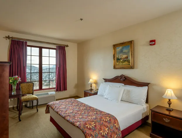 Silverland Inn and Suites hotel detail image 3