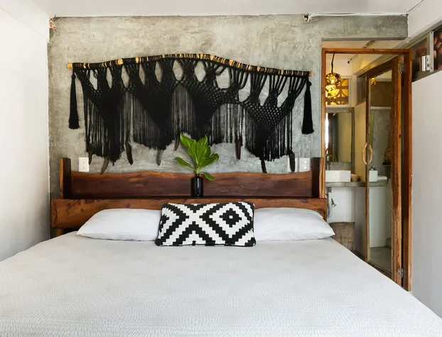 The Safe House hotel detail image 1