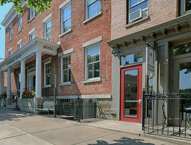 The Lincklaen House hotel detail image 1