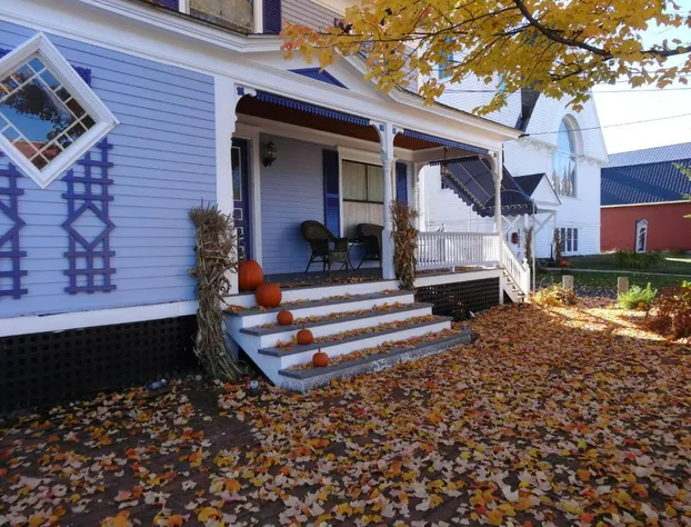 Holidae House Bed & Breakfast hotel detail image 1