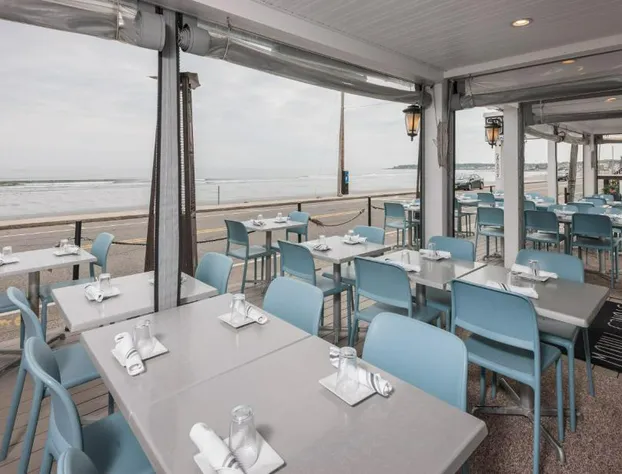 Stones Throw hotel detail image 4