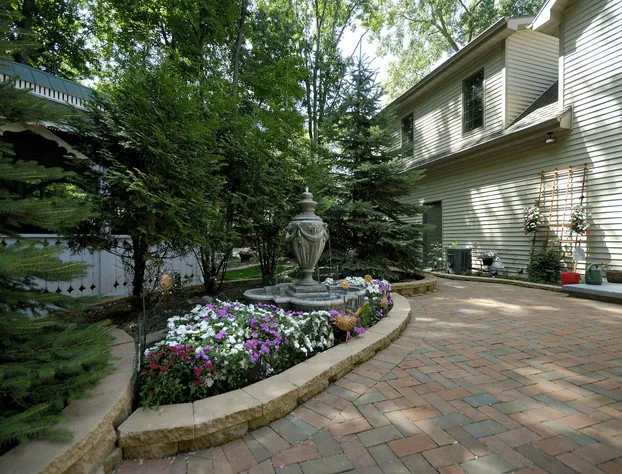 The Roost Bed and Breakfast hotel detail image 1