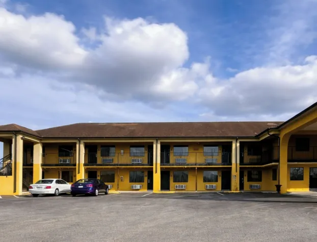 Hotel O Super Value Inn Richland hotel detail image 1