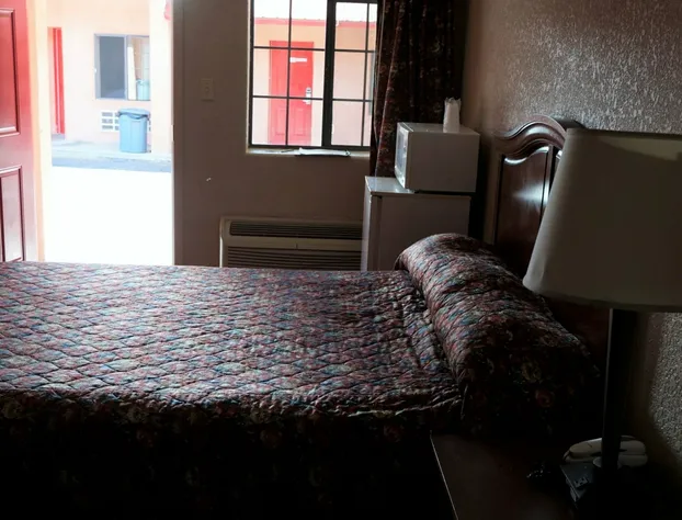 White Mountain Motel hotel detail image 4