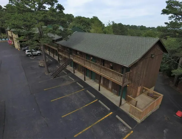 Country Mountain Inn hotel detail image 1