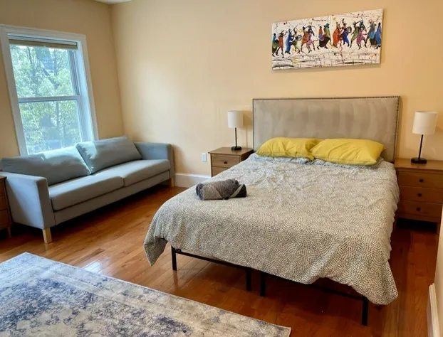 Chez Pat in Cambridge hotel detail image 4