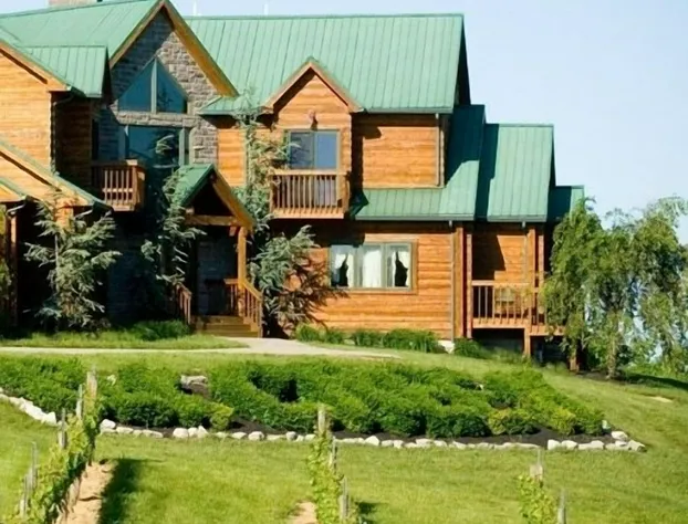 Elk Creek Lodging hotel detail image 1