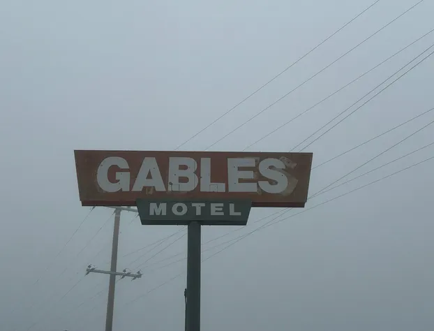 Gables Motel Near Fresno Yosemite hotel detail image 3