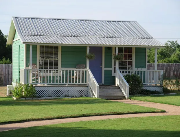 Yellow House Bed and Breakfast hotel detail image 2