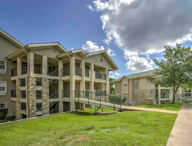 King Condo at Holiday Hills hotel detail image 1