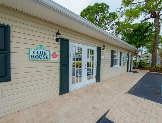 Arbor Terrace RV Resort hotel detail image 2