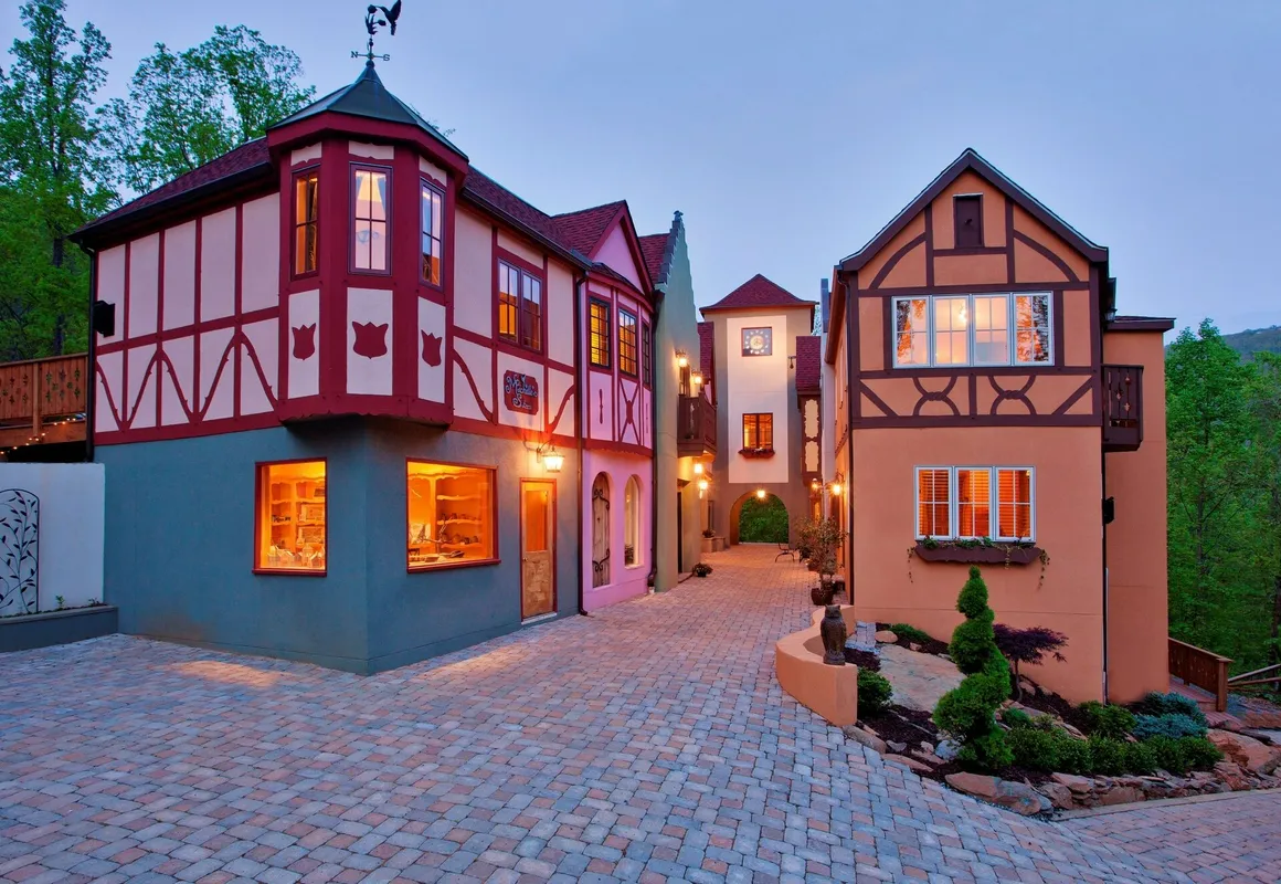 Fenton Inn hotel hero