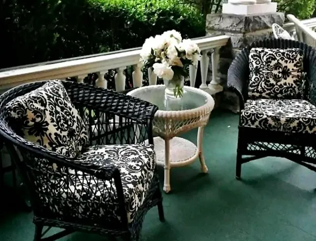 The Lion and the Rose B&B hotel detail image 3