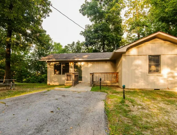 Rough River Dam State Resort Park hotel detail image 1