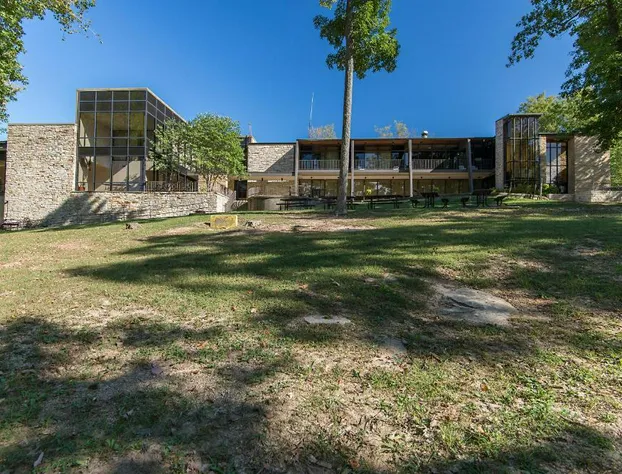 Rough River Dam State Resort Park hotel detail image 3