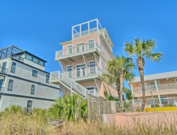 Pineapple Villas hotel detail image 1