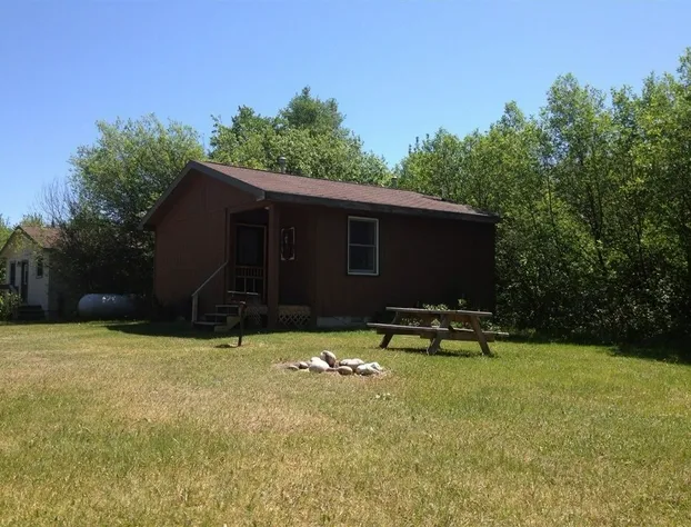 Hilltop Cabins and Motel hotel detail image 2