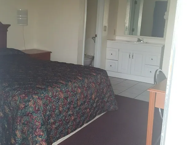 American Inn hotel detail image 2