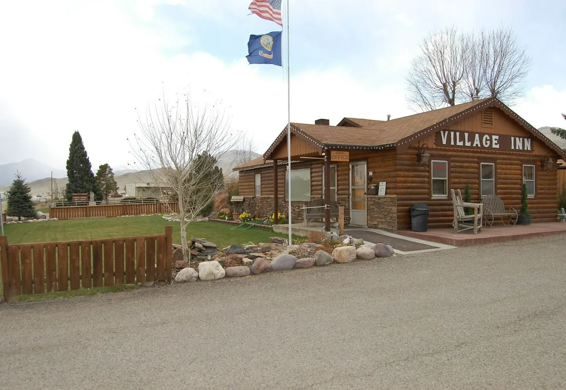 The Village Inn Motel and Restaurant hotel hero