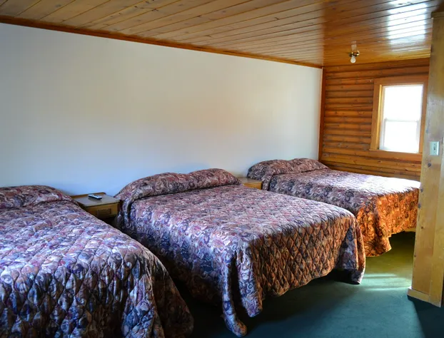 The Village Inn Motel and Restaurant hotel detail image 2