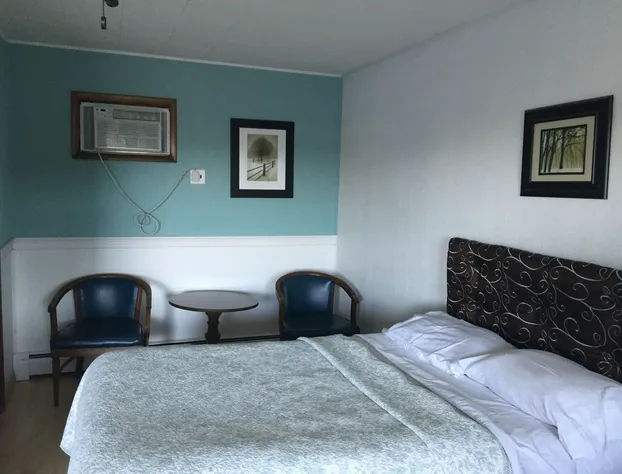 Powhatan Motel hotel detail image 3