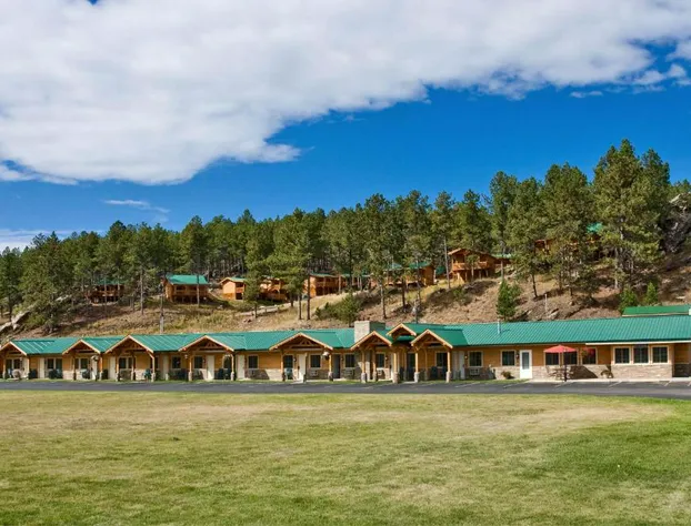 Rock Crest Lodge And Cabins hotel detail image 2