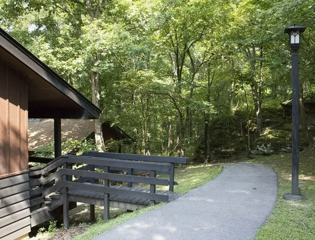 Giant City Lodge hotel detail image 2