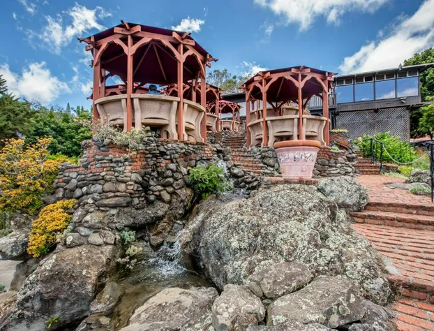 Kula Lodge hotel detail image 4