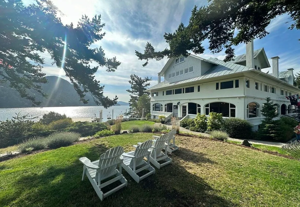 Rosario Village hotel hero