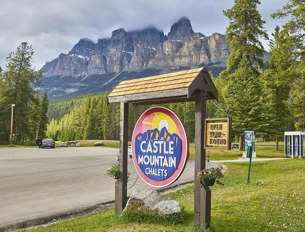 Castle Mountain Chalets hotel detail image 4